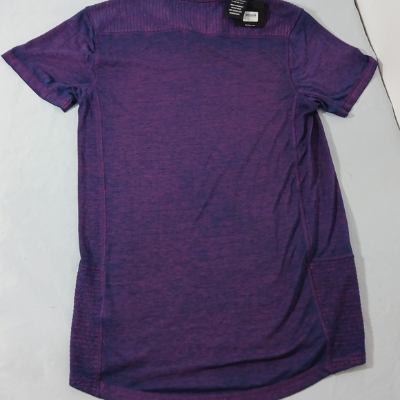 Buckle Short Sleeve Tees - Purple, Blue, Green - Picture 8 of 9